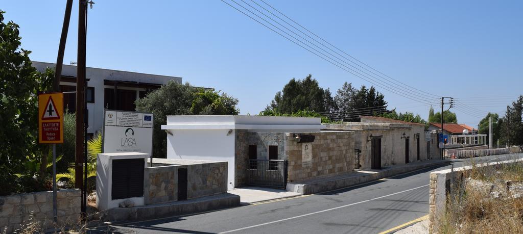 Lasa Heights Hotel Exterior foto